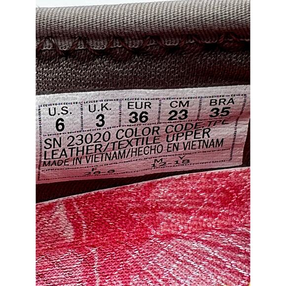 NEW Size 6 Beige SKECHERS Breathe Easy Memory Foam Women’s Sneakers - Retail $90 - Picture 7 of 7